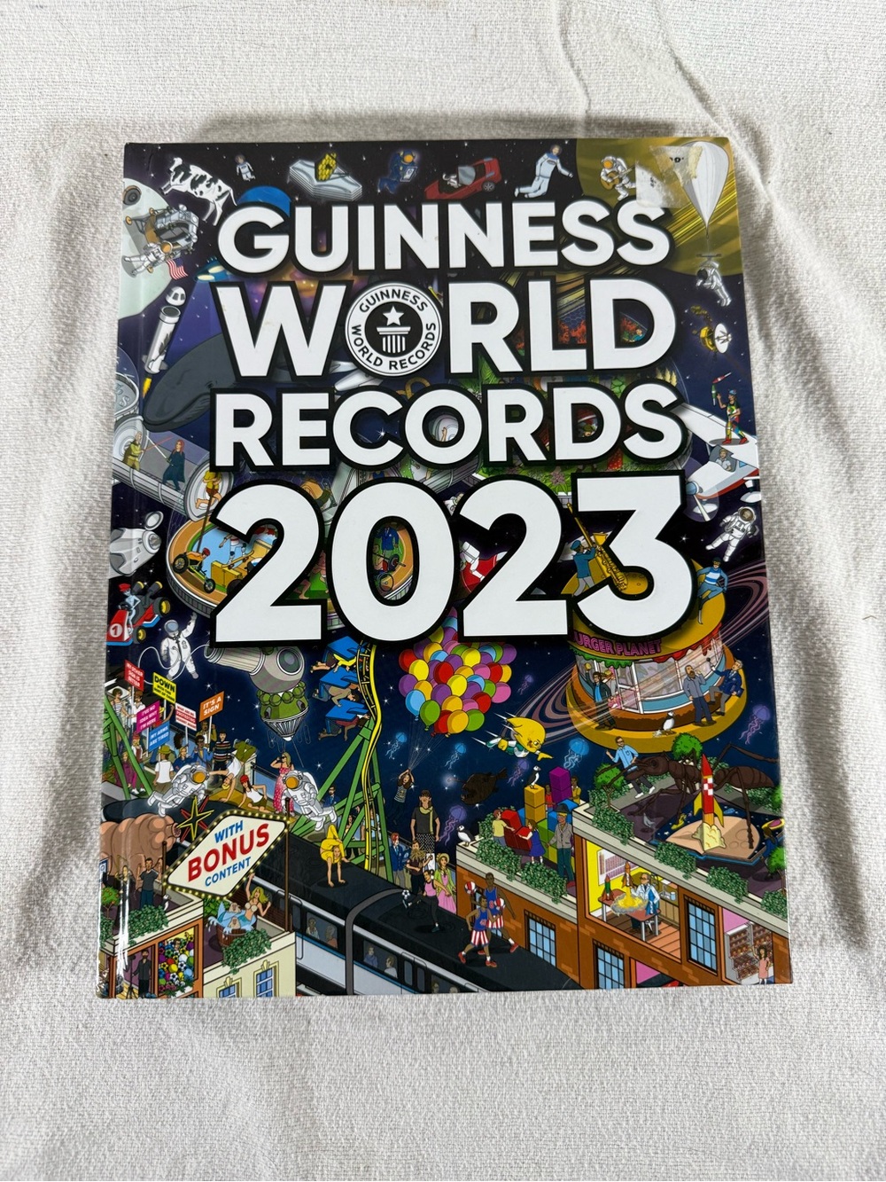 Guinness World Records 2023 Colorful Hardcover Book